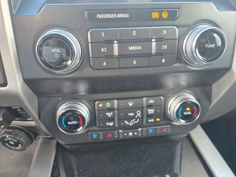 Used 2021 Ford F350 Platinum image 19