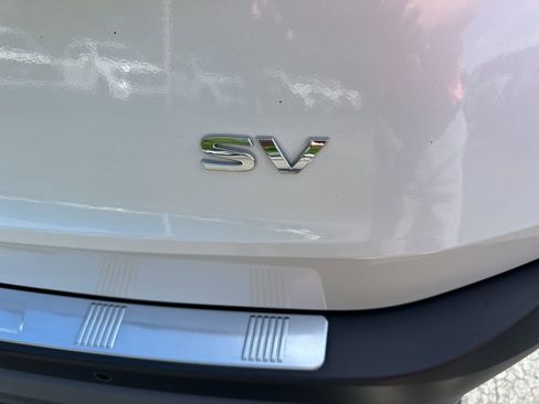 Used 2023 Nissan Rogue SV w/ SV Premium B Package FWD image 10