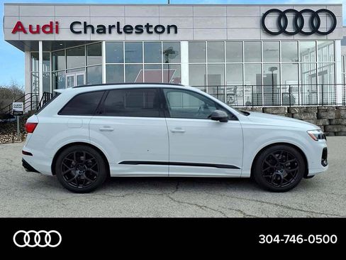New 2026 Audi SQ7 Premium Plus AWD/4WD image 2