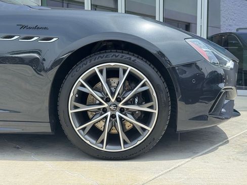 Certified 2023 Maserati Ghibli Modena Q4 AWD/4WD image 10
