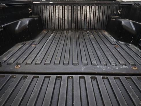 Used 2019 Toyota Tacoma TRD Off-Road image 14