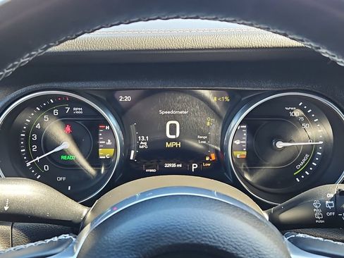 Used 2023 Jeep Wrangler Unlimited Sahara w/ Cold Weather Group AWD/4WD image 32