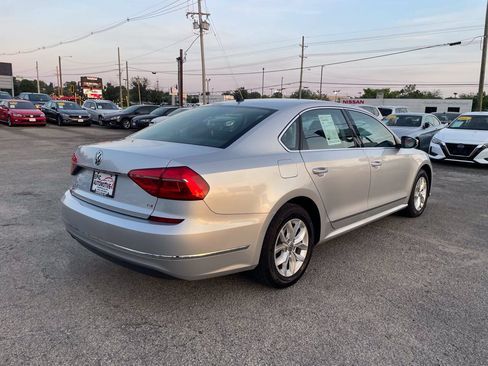 Used 2016 Volkswagen Passat 1.8T S FWD image 5
