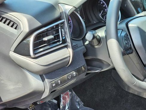 Used 2024 Toyota Camry SE FWD image 16