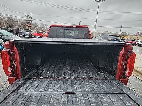 Used 2024 GMC Sierra 1500 AT4 w/ AT4 Preferred Package image 15