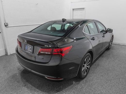 Used 2017 Acura TLX w/ Technology Package FWD image 8