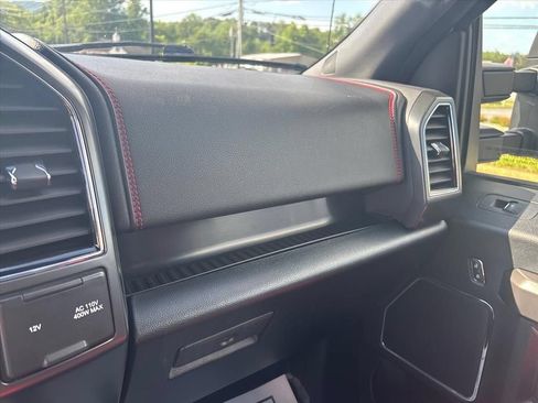 Used 2020 Ford F150 Lariat w/ Equipment Group 502A Luxury AWD/4WD image 39