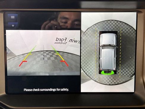 Used 2023 Ford Bronco Outer Banks AWD/4WD image 24