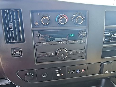 New 2025 GMC Savana 3500 w/ Driver Convenience Package image 15