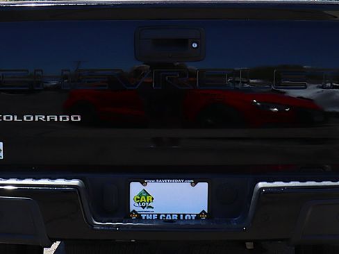 Used 2022 Chevrolet Colorado LT w/ Fleet Safety Package RWD image 21