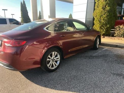 Used 2015 Chrysler 200 Limited image 14