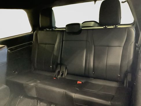 Used 2021 Ford Expedition XLT RWD image 20