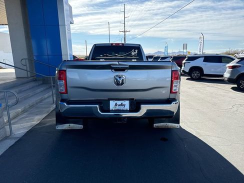 Used 2020 RAM 3500 Big Horn w/ Level 1 Equipment Group AWD/4WD image 6