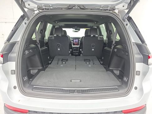 Used 2023 Jeep Grand Cherokee L Laredo AWD/4WD image 50