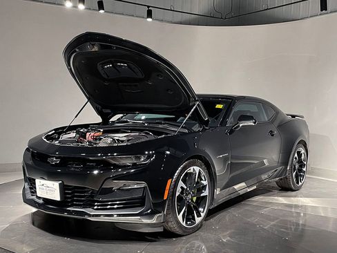 Used 2023 Chevrolet Camaro SS RWD image 24