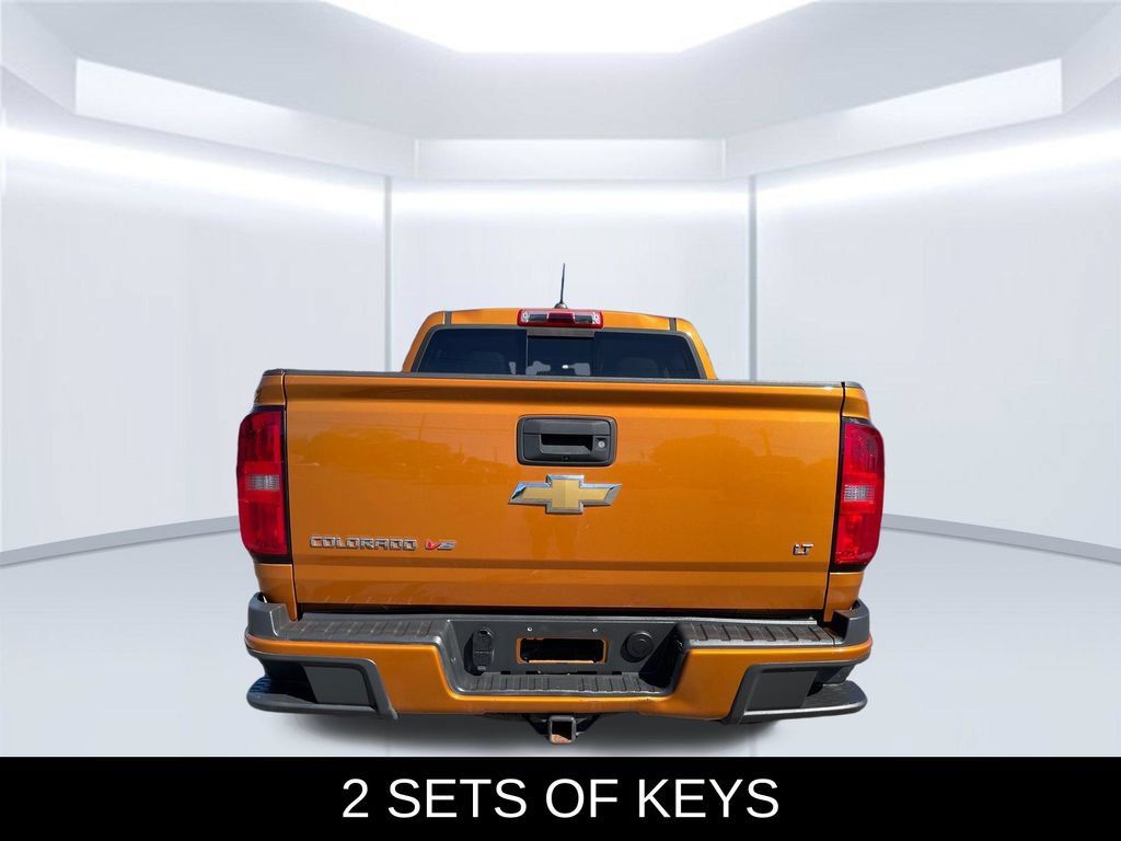 Used 2017 Chevrolet Colorado LT w/ LT Convenience Package RWD image 5