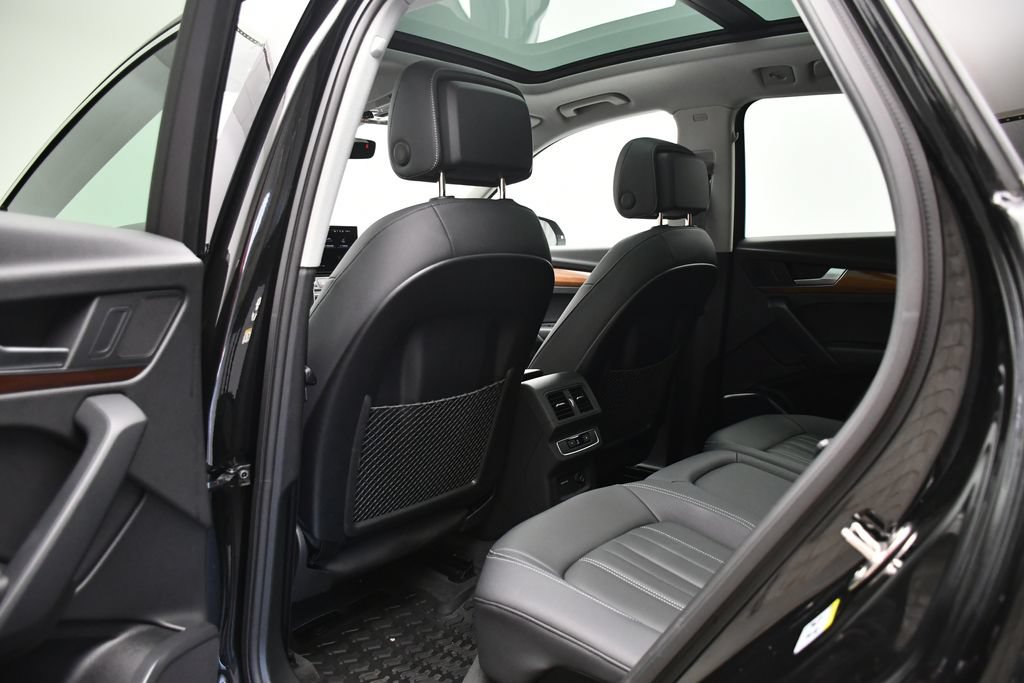 Certified 2023 Audi Q5 2.0T Premium w/ Convenience Package AWD/4WD image 43