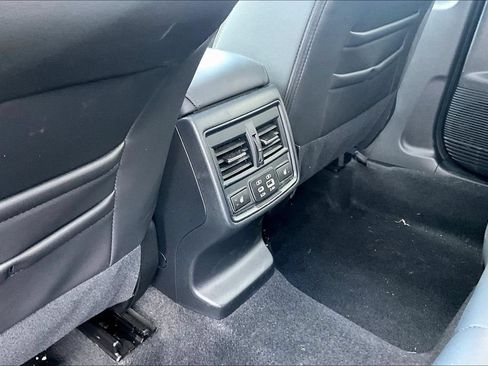 Used 2026 Subaru Outback Limited XT AWD/4WD image 10