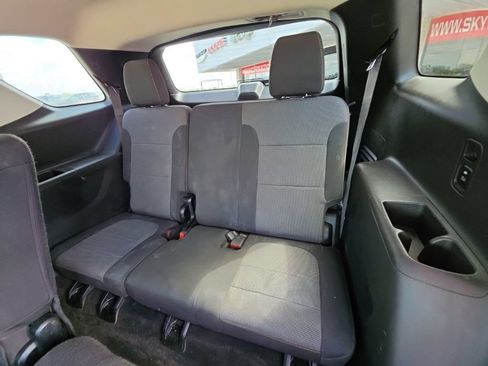 Used 2019 Chevrolet Traverse LS w/ LPO, Blackout Package FWD image 17