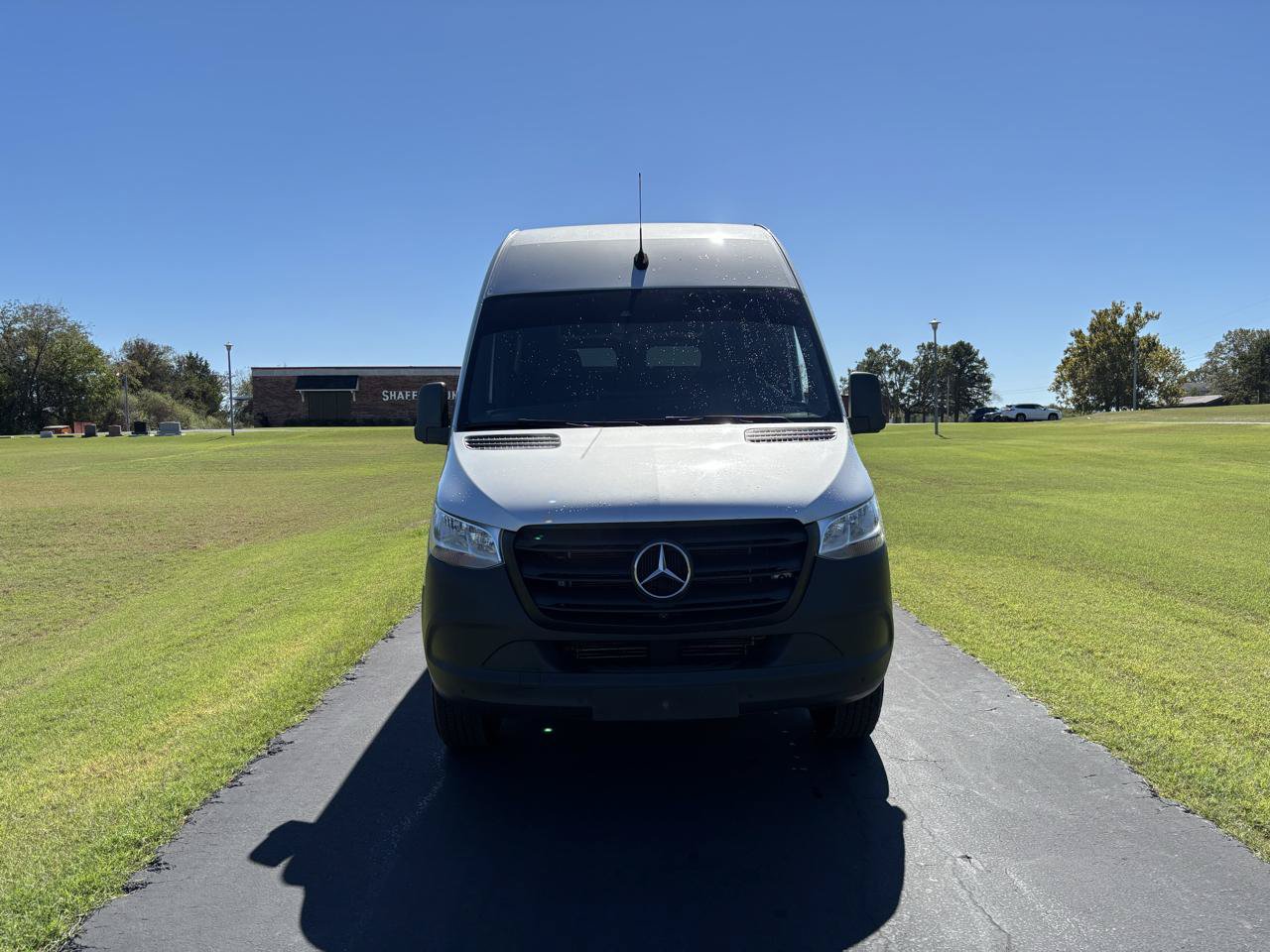 Used 2019 Mercedes-Benz Sprinter 2500 image 4