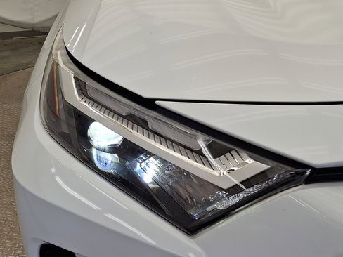 Certified 2023 Toyota RAV4 XLE Premium image 28