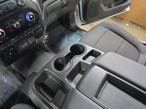 Used 2022 GMC Sierra 2500 SLE w/ SLE Convenience Package image 23