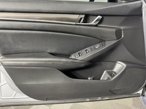 Used 2022 Honda Accord Sport image 35
