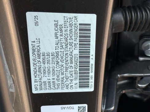 Certified 2025 Acura TLX w/ Technology Package FWD image 30