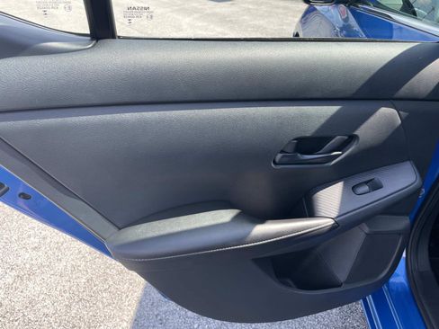 Used 2024 Nissan Sentra SV FWD image 14