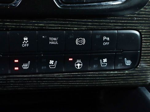 Used 2014 RAM 2500 Limited image 41