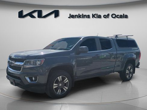 Used 2017 Chevrolet Colorado LT w/ LT Convenience Package image 6