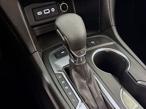 Used 2023 Chevrolet Equinox LT image 19