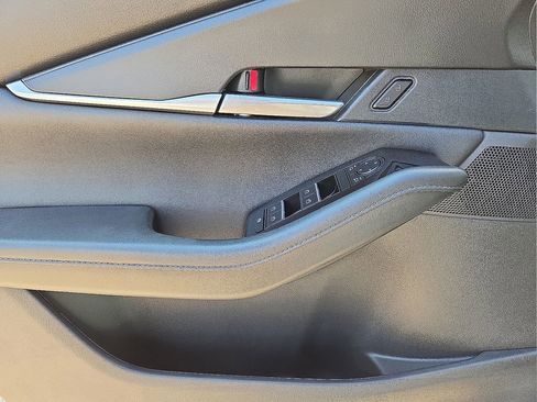New 2025 MAZDA CX-30 AWD 2.5 S w/ Select Sport Pkg image 18