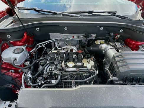 Used 2024 Volkswagen Atlas SEL Premium R-Line image 38