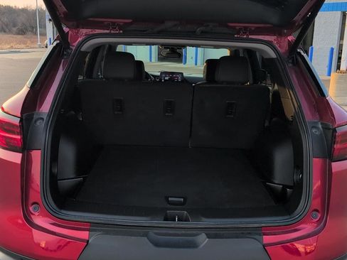 Used 2023 Chevrolet Blazer LT w/ LPO, Black Grille Bar Package image 7