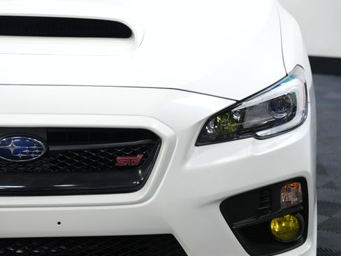 Used 2017 Subaru WRX STI image 10