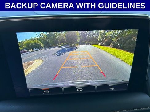 Used 2023 GMC Yukon AT4 w/ Max Trailering Package AWD/4WD image 4