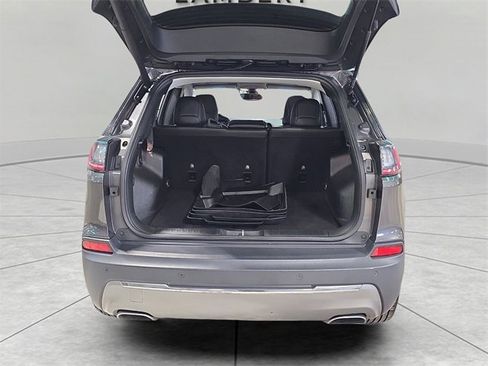 Used 2019 Jeep Cherokee Limited image 13