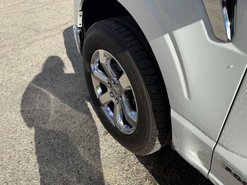 Used 2021 Ford F150 Lariat w/ Equipment Group 502A High image 13