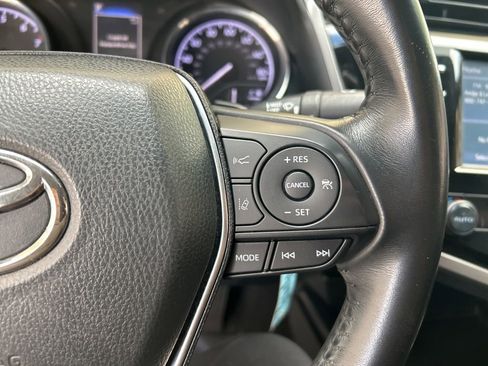 Used 2020 Toyota Camry SE FWD image 46