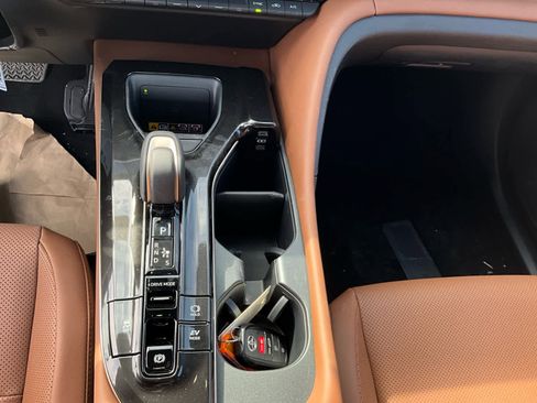 New 2026 Toyota Crown Signia Limited image 23