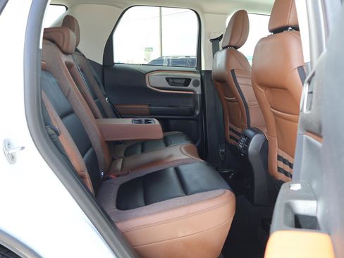 Certified 2025 Ford Bronco Sport Outer Banks w/ Outer Banks Tech Package+ image 37