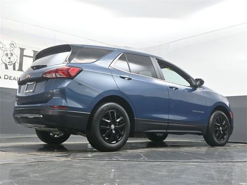 Used 2024 Chevrolet Equinox LT image 32