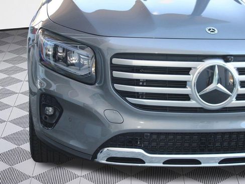 New 2026 Mercedes-Benz GLB 250 4MATIC image 11
