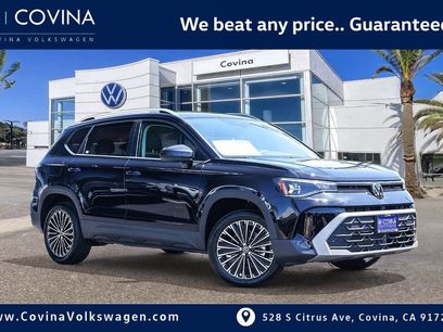 New 2025 Volkswagen Taos SE