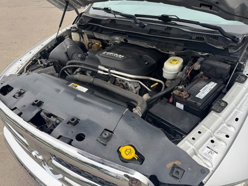 Used 2018 RAM 2500 Tradesman w/ Chrome Appearance Group AWD/4WD image 21
