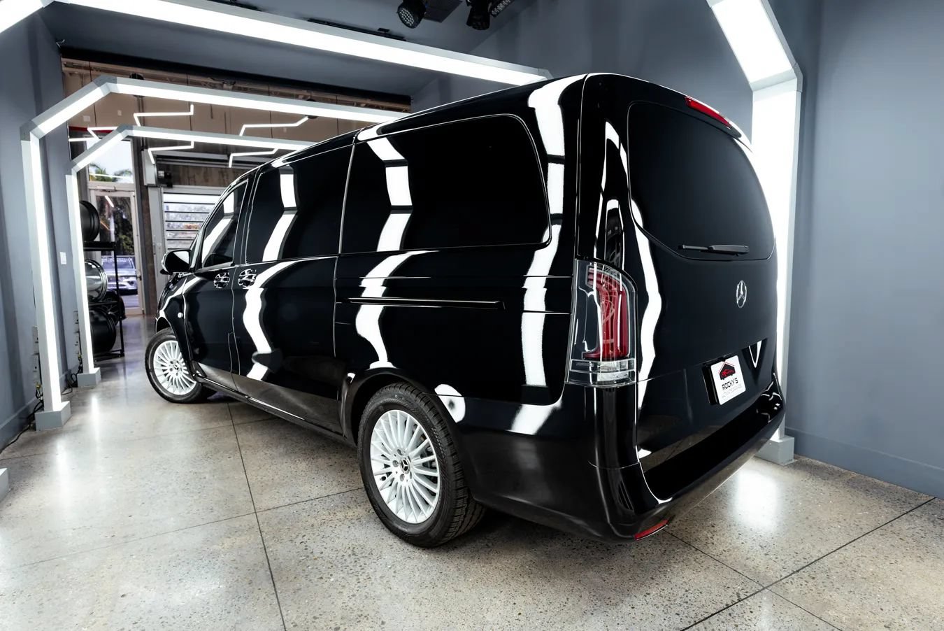 Used 2023 Mercedes-Benz Metris Passenger image 5