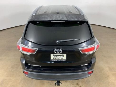 Used 2014 Toyota Highlander Limited image 11
