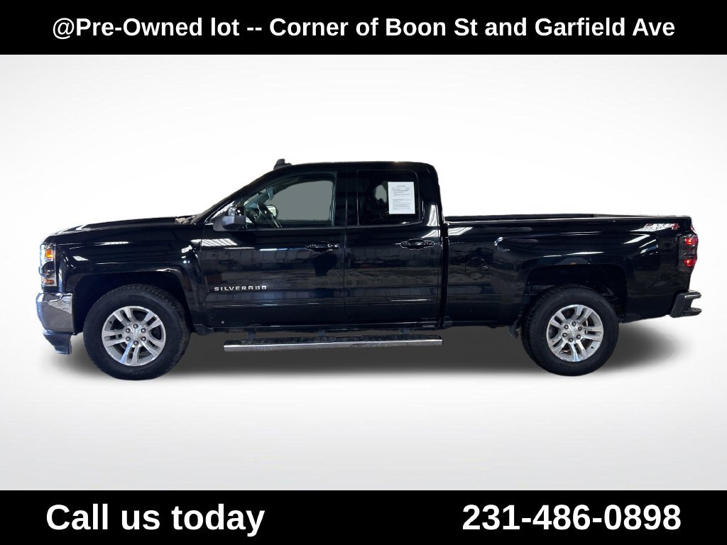 Used 2018 Chevrolet Silverado 1500 LT w/ All Star Edition AWD/4WD image 2