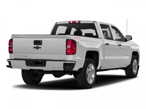 Used 2018 Chevrolet Silverado 1500 Custom w/ Custom Value Package image 2
